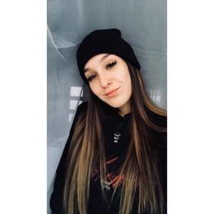 Meet your Posher, Jade